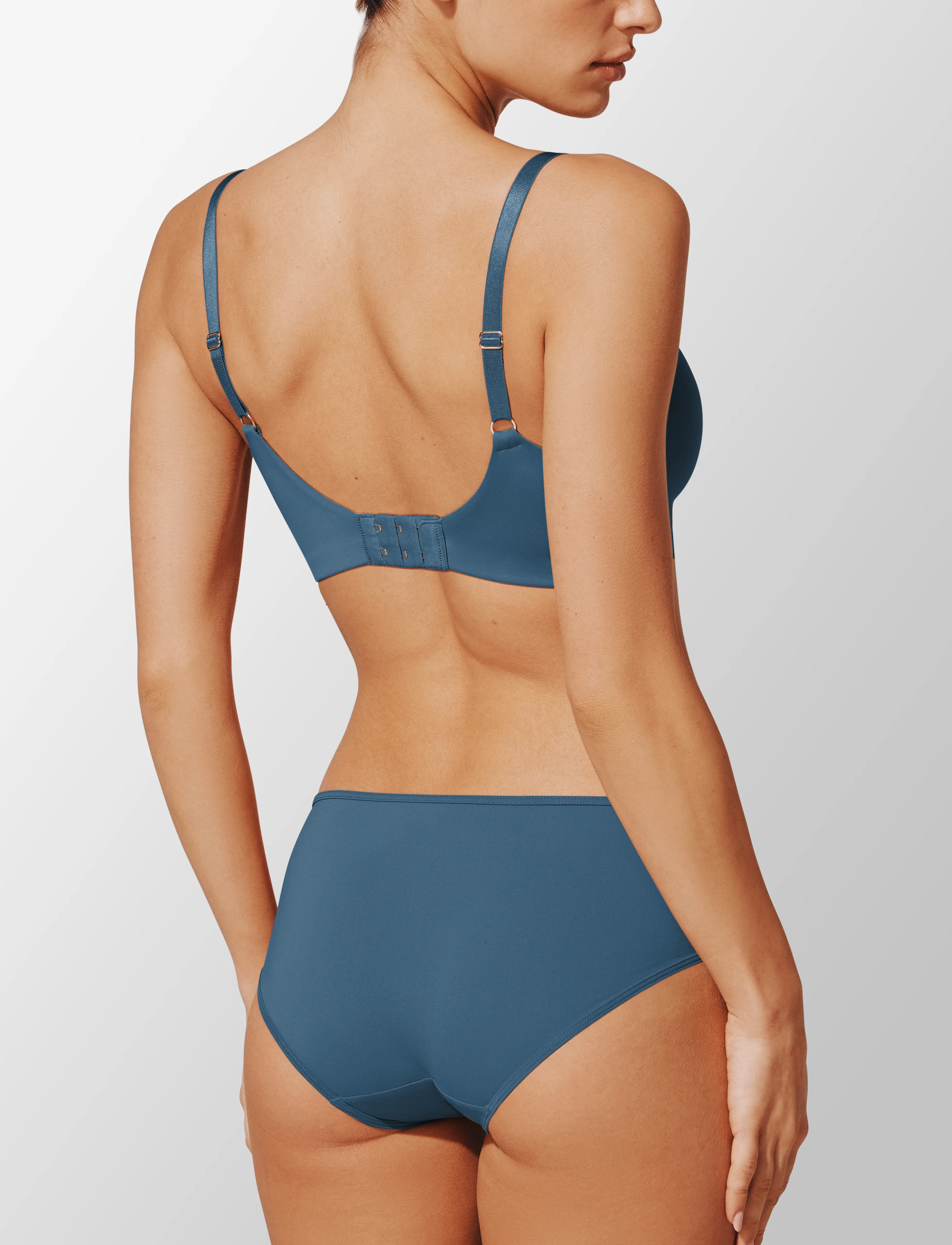 24/7® Classic Wireless Bra - Image 3